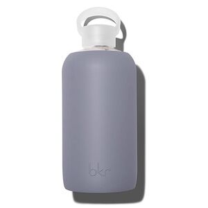 NWT bkr 1L (32 oz) Cloud Gray Sleeve and Glass Water Bottle